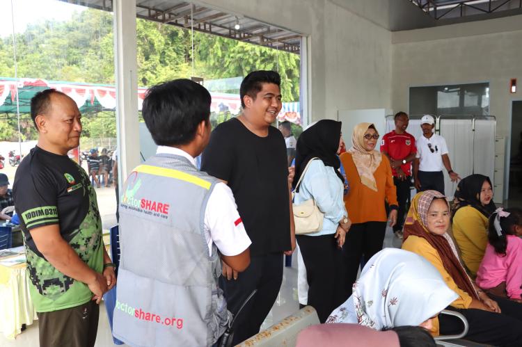 Yayasan doctorSHARE Luncurkan Layanan Kesehatan Gratis di Tambelan, 53 Pasien Jalani Operasi