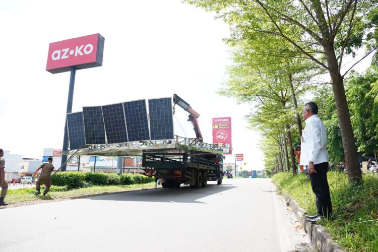 864 Reklame di Batam Dicabut Paksa, Siapkan Titik Baru dengan Vidiotron