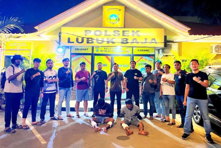Dua Pelaku Jambret Nenek di Batam Ditangkap, Salah Satunya Residivis – Modus Tarik Kalung Emas 