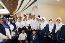 MK Wajibkan Sekolah 9 Tahun Gratis untuk Negeri & Swasta, Wali Kota Batam: Kami Dukung!