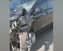 Tabrakan Dahsyat di Jalan Lintas Barat Bintan, Motor dan Mobil Rusak Parah!