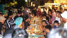 Pemuda Tanjung Riau Juarai Mukbang Challenge di Angkringan Teras Harris Batam Center 