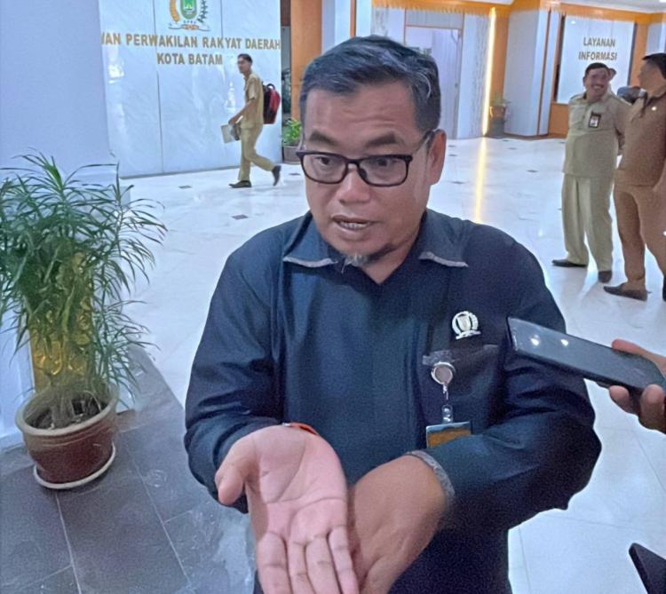 DPRD Batam Usulkan Moratorium Parkir Tepi Jalan Selama 2 Bulan, Dugaan Kebocoran Pendapatan Jadi Sorotan