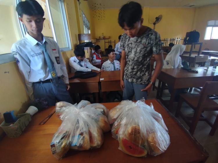 Dapur MBG Natuna Salurkan 3.000 Porsi Makanan Gratis, Tekan Stunting di Bunguran Timur