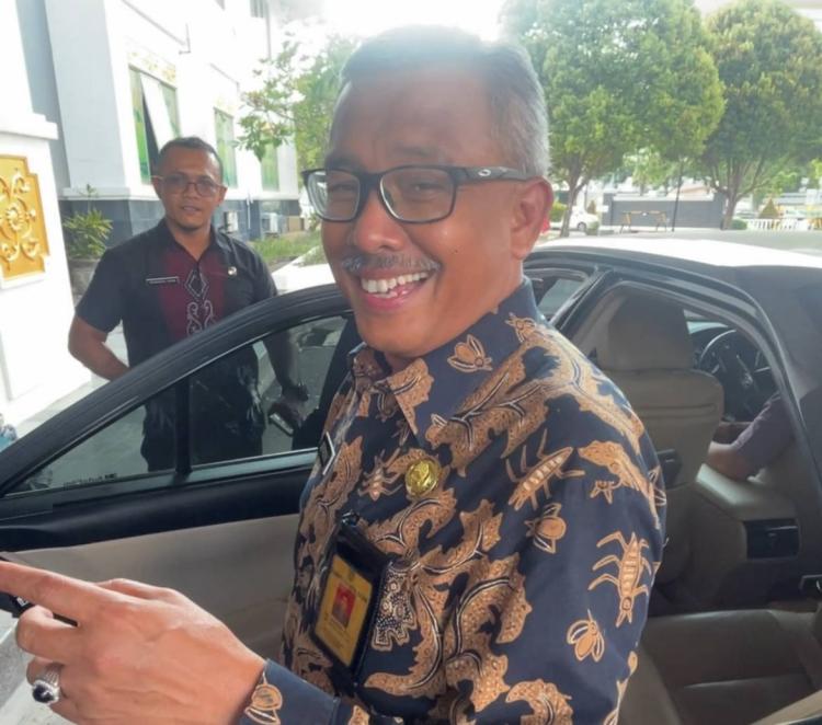 Lampu WTB Masih Mati, Sekda Jefridin: Nanti Mau Dipindahin!