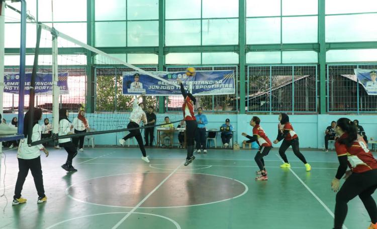 Voli Piala Bergilir Wali Kota Batam Berakhir dengan Kemenangan Spektakuler
