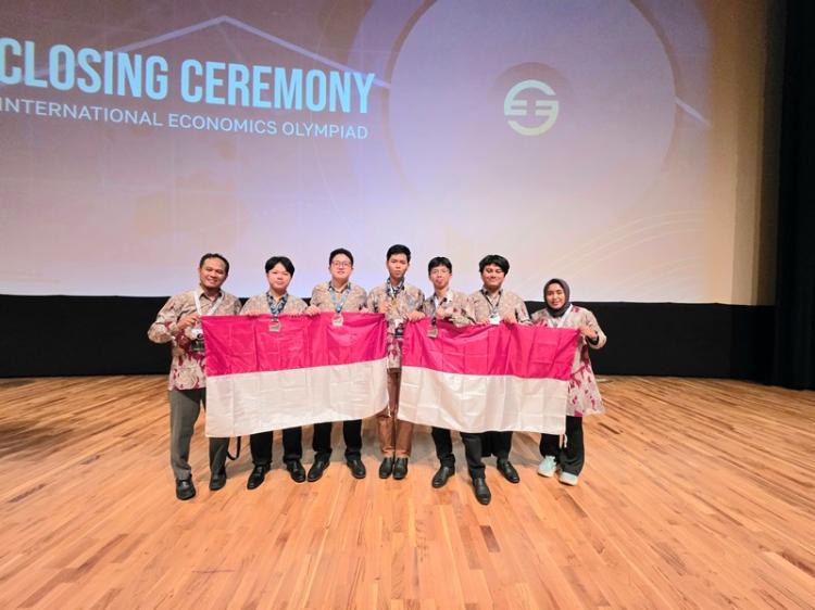 Indonesia Raih Medali Emas di Ajang International Economics Olympiad 2025