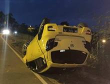 Mobil Terbalik di Depan Hotel Ibis Batam, Diduga Dikejar dan Ditabrak Usai Senggol Kendaraan Lain