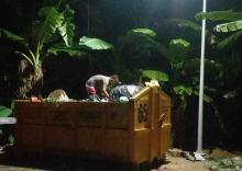 Pemkot Tanjungpinang Pasang Lampu di 10 Kontainer Sampah, Ini Manfaatnya!