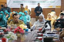 Bupati Lingga Pimpin Rembuk Stunting 2025, Tegaskan Pentingnya Konvergensi dan Kearifan Lokal