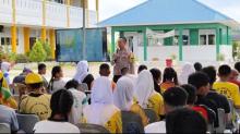Polsek Batam Kota Berikan Penyuluhan Hukum kepada Siswa Baru di SMA Negeri 26 Batam