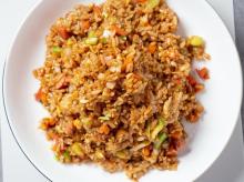 Resep Nasi Goreng Simple untuk Makan Siang, Cepat dan Lezat!