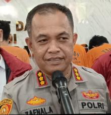 Kapolresta Barelang Tahan Oris-Suparman Terkait Fitnah Penerimaan Uang Rp1,2 Miliar