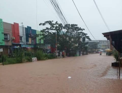 Banjir Kepung Permukiman di Melcem, Warga Sebut Akibat Penimbunan Alur Sungai untuk Kavling