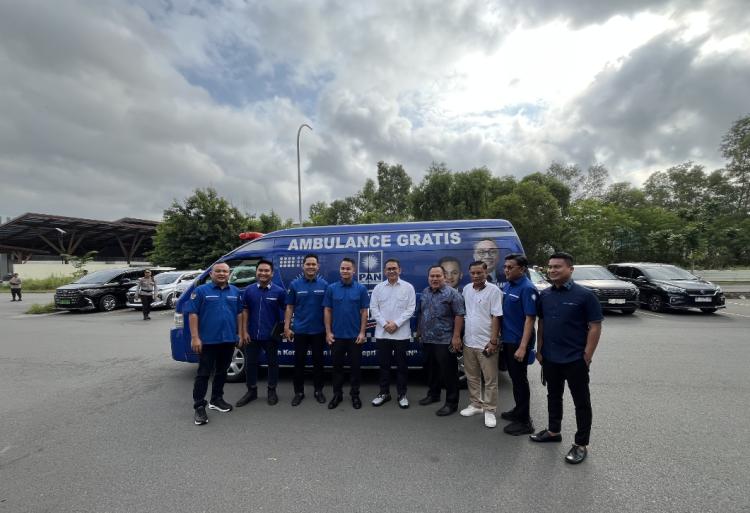 Ketua DPW PAN Kepri Luncurkan Ambulans Gratis dan Mobil Santunan Anak Yatim Bersama Menteri Perdagangan RI