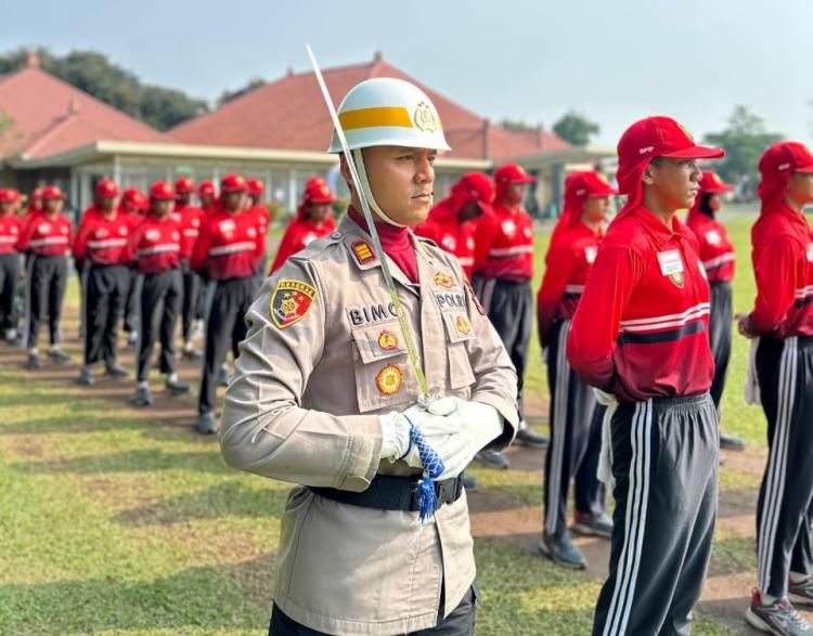 AKP Raden Bimo Dwi Lambang, Kapolsek Batuaji, Terpilih Jadi Komandan Kompi Paskibraka 2024 di Istana Merdeka