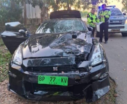 Polisi Dalami Kasus Kecelakaan Maut di Jalan Ahmad Yani Batam, Pengendara Nissan GT-R Diperiksa Intensif