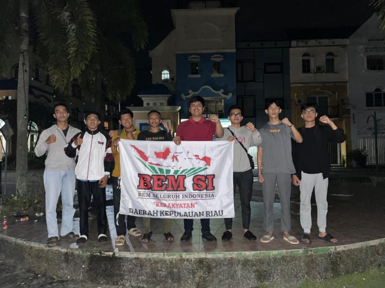Aksi "Indonesia Sold Out" BEM SI Kepri: 11 Tuntutan untuk Pemerintah