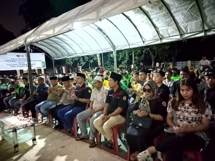 Driver Online Batam Gelar Doa Bersama untuk Rekan Ojol Meninggal