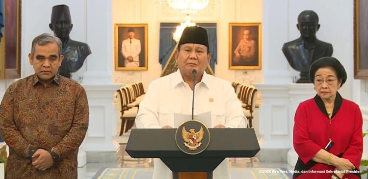 Didampingi Megawati, Presiden Prabowo Umumkan Tunjangan Anggota DPR Dicabut