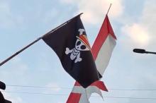 Viral Bendera One Piece Dipasang Bersama Merah Putih, Kadiskominfo Batam: "Lebih Baik Dipasang di Sebelah Kiri"
