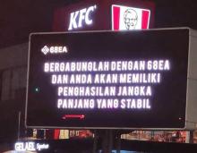 Videotron di Batam Pasang Iklan Investasi Kripto 68EA, OJK Kepri Investigasi