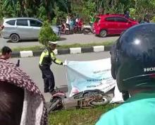 Isak Tangis Iringi Pemakaman Muhammad Jefri, Siswa SMPN 31 Batam Korban Kecelakaan Tragis