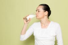 Minum Susu untuk Tulang Kuat: Mitos atau Fakta? Ini Kata Para Ahli