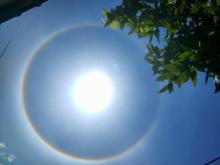 Matahari Berhiaskan Pelangi di Langit Batam, Begini Penjelasan BMKG