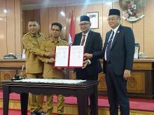 Rapat Paripurna DPRD Karimun Setujui RPJMD 2025–2029