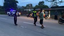Wanita Pengendara Motor Tewas Usai Tabrakan dengan Truk Tangki di Karimun