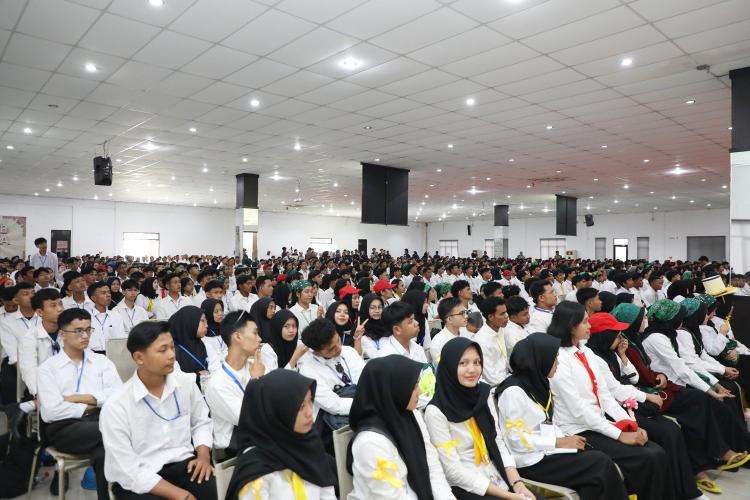 Mahasiswa Bukan Hanya Pelajar, Tapi Calon Pemimpin: Pesan Amsakar di UNRIKA