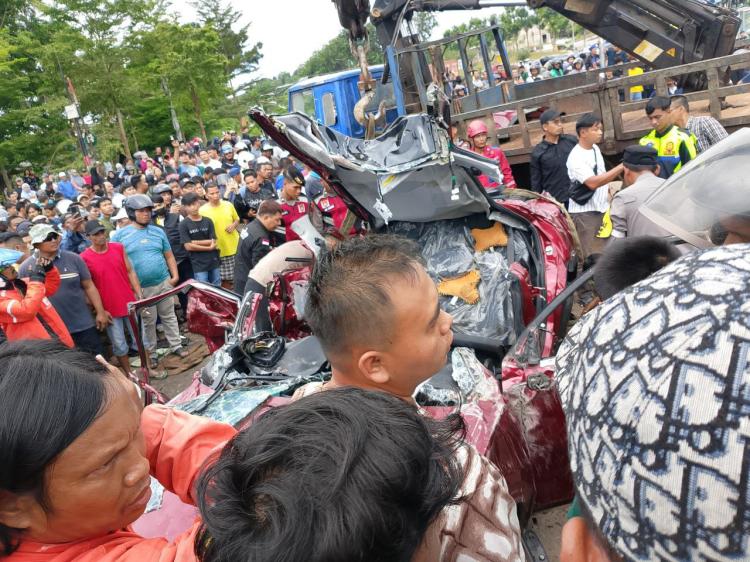 Dishub Batam Pasang "Pita Penggaduh" di Jalan Menurun Tiban untuk Cegah Kecelakaan