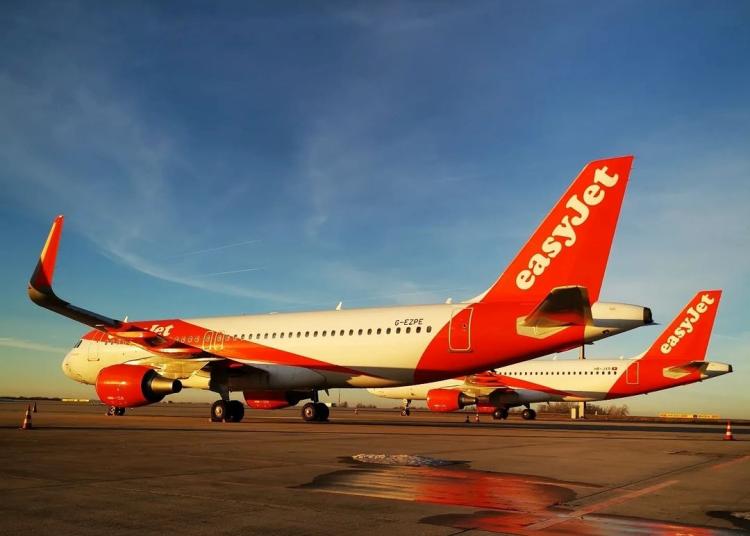 Penumpang Meninggal Dunia dalam Penerbangan Pesawat EasyJet 