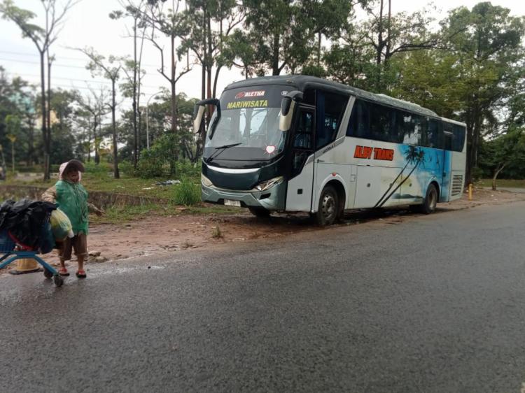Polisi Dalami Kecelakaan di Simpang Kepri Mall, Dua Pengendara Motor Masih Kritis dan Belum Teridentifikasi