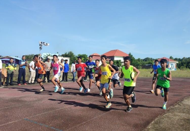 91 Atlet Pelajar Lingga Berlaga di Kejurda Atletik 2025, Target Juara Umum