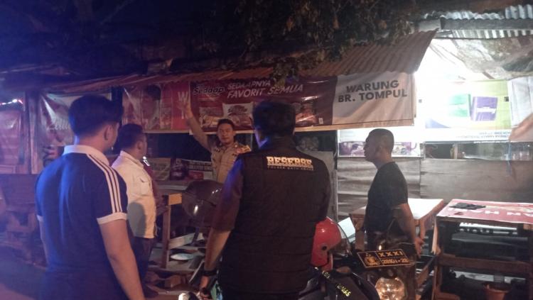 Polsek Batu Ampar Tertibkan Pedagang Tuak dan Alkohol, Empat Kios Terjaring