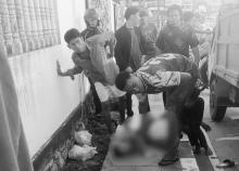 Tiga Remaja Luka Kecelakaan di Jalan Raja Oesman Meral, Motor Tabrak Truk