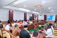 Krisis Air Bersih di Batu Merah-Tanjungsengkuang, Sekolah Terpaksa Pinjam Toilet Masjid