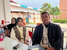 Istri Korban Luapkan Amarah, Siram Terdakwa Pembunuhan Faras Kausar Usai Sidang Ditunda