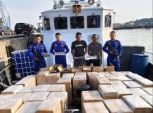 Gagalkan Penyelundupan, KP Anis Madu-3009 Sita 48 Dus Rokok Ilegal di Perairan Batam
