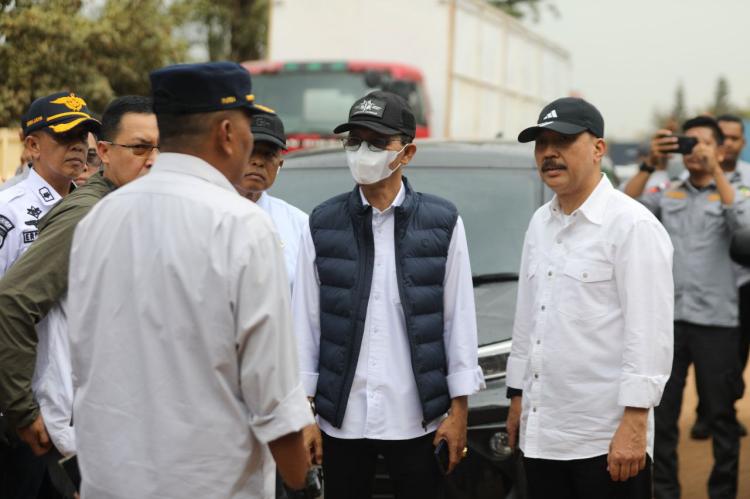Kepala BP Batam Tertibkan Chassis Kontainer di Bahu Jalan Batu Ampar
