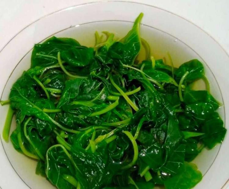 Waspada! Enam Jenis Makanan Ini Sebaiknya Tidak Dipanaskan Ulang