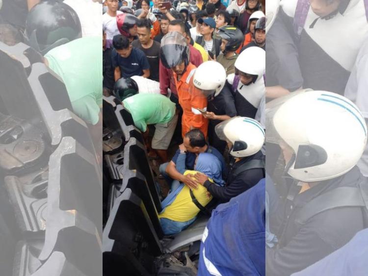 Kaki Fatmawati Remuk Tertimpa Alat Berat, Terancam Diamputasi
