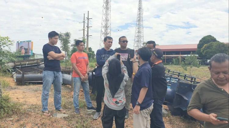 Billboard Batam Ditertibkan, Pelaku Usaha Mengeluh Penjualan Turun