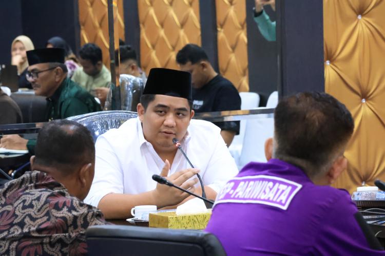 Respons Bupati Roby ke Serikat Pekerja: Perda Ketenagakerjaan Segera Dirancang
