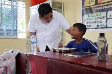 Ditemui Siswa SD, Bupati Bintan Pantau Langsung Kelezatan Menu MBG