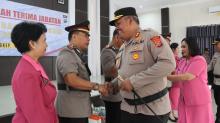Sertijab Kabag REN dan Kabag SDM Polres Lingga, Kapolres: "Jabatan adalah Amanah"