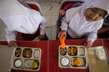 Keterbukaan yang Tertutup: Program Makan Bergizi Gratis Tak Seharusnya Diselimuti Kerahasiaan