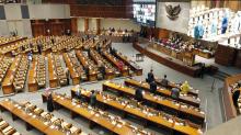Politik Setelah Pemilu 2024: Janji dan Realita di Bidang Pendidikan dan Lapangan Kerja
